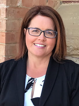 Donna Herman headshot